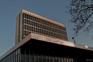 Banco Repúblico O. del Uruguay, arq. AROZTEGUI Ildefonso, 1957-1963, Montevideo, Foto Andrea Sellanes 2009