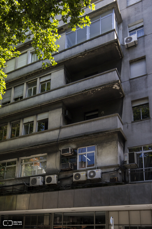 Edifico de Apartamentos El Pais-El Plata, arqtos. De Los Campos, Puente y Tournier,1938 Montevideo, Foto: Nacho Correa 2013