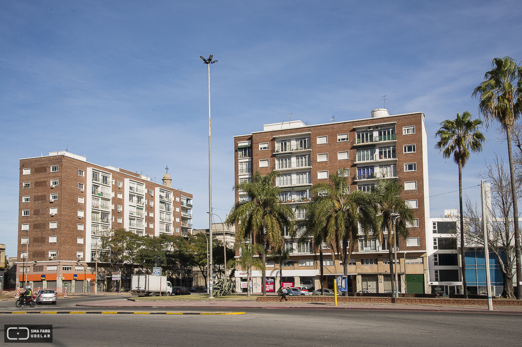 Edificios Niza, París, Madrid, Barcelona, arq. PINTOS RISSO Walter, 1956, Montevideo, Foto Silvia Montero 2015