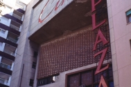 Cines Plaza y Central, arq. LORENTE ESCUDERO, R. , Centro, Montevideo, Uy. 1947. Foto: Carlos Pazos.
