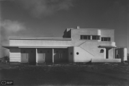 Cuartelillo de Bomberos, arq. LORENTE ESCUDERO, R. , La Teja, Montevideo, Uy. 1935. Foto: Archivo SMA, Donación Archivo personal del autor.