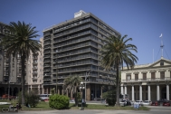 Edificio Martinez Reina, Arqs. LORENTE ESCUDERO, R. TARABAL, J. Montevideo, Uy. 1957. Foto: Nacho Correa 2016