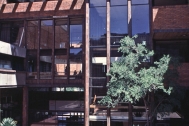 Edificio Asociación de bancarios del Uruguay (AEBU), LORENTE ESCUDERO, R. / LORENTE MOURELLE, R. / LUSSICH, J., Montevideo, Uy. 1964-1971. Foto: Tano Marcovecchio.