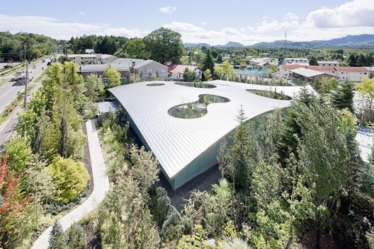 1326922775-2senju-museum-rna-0797-528x352