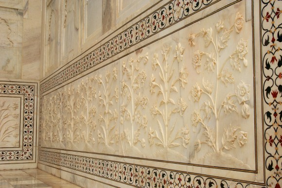 Fig 07(http://fuensantasantos.blogspot.com/2012/03/el-taj-mahal.html)