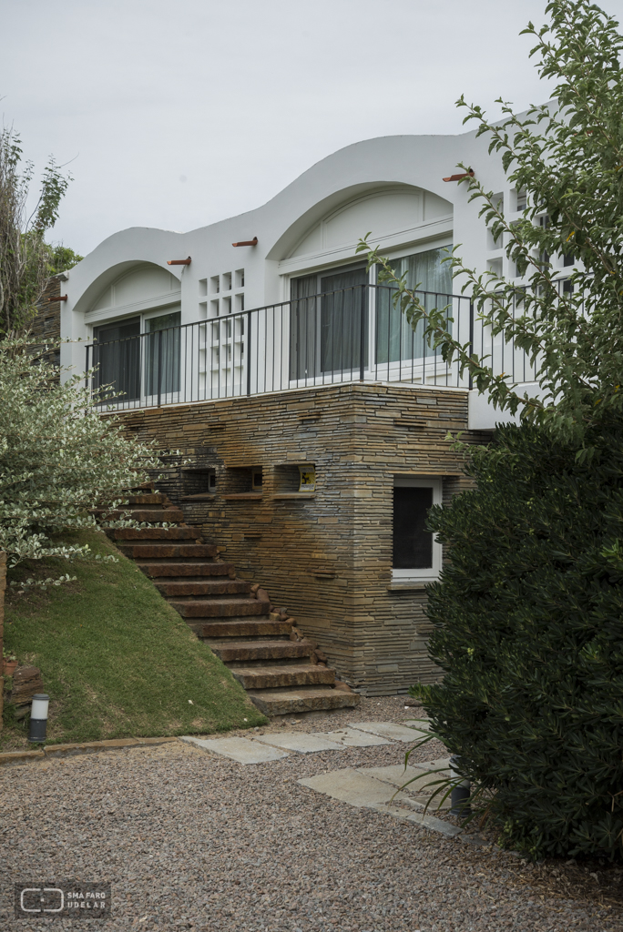 Vivienda Berlingieri, Arq. Bonet, A., Punta Ballena, Maldonado, 1947, Foto: Nacho Correa 2015