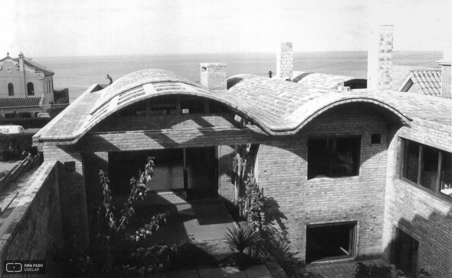 Vivienda de E. Dieste, Ing. DIESTE Eladio, Montevideo, Uy. 1961-1963. Foto original de Estudio Dieste & Montañez