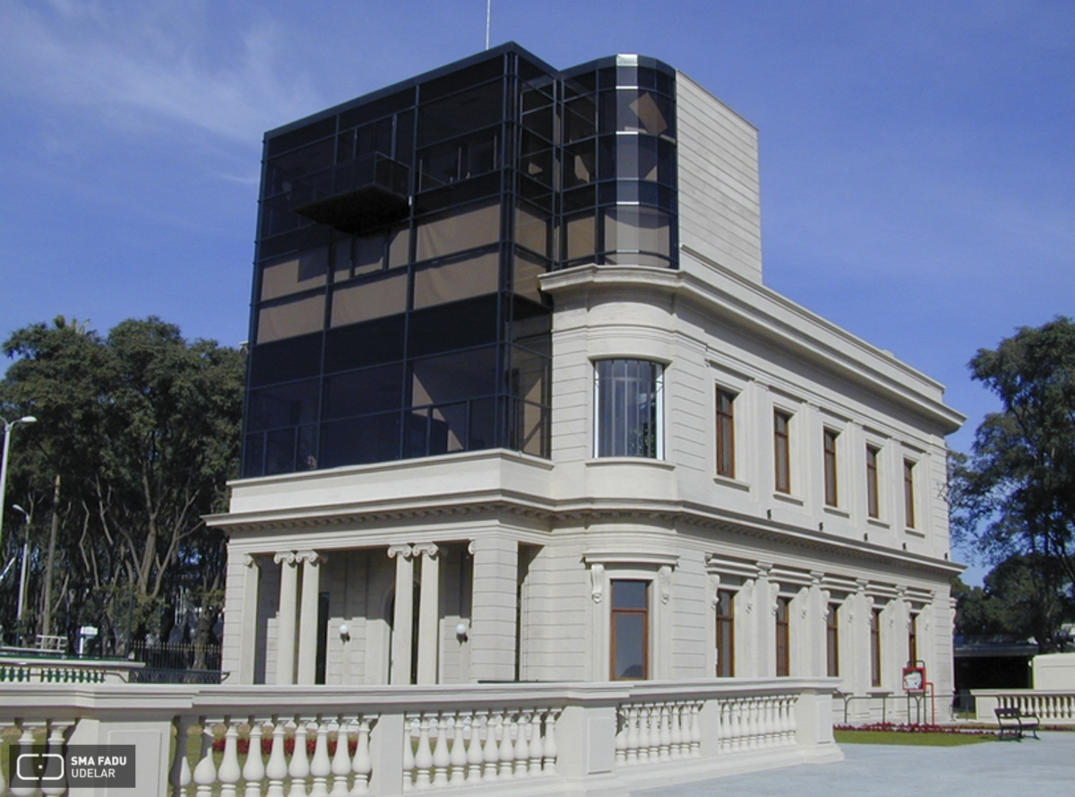 Hipódromo de Maroñas, arq. Fresnedo Siri, R., Montevideo, Uruguay, 1938-1945. Foto: Verónica Solana 2003.