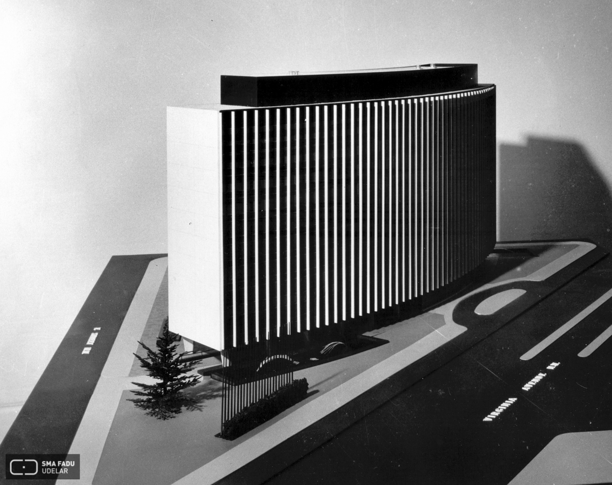 ORGANIZACIÓN PANAMERICANA DE LA SALUD (OPS), Arq. Fresnedo Siri, Román. Washingron, E.E.U.U., 1965.