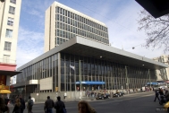 Banco Repúblico O. del Uruguay, arq. AROZTEGUI Ildefonso, 1957-1963, Montevideo, Foto: Tano Marcovecchio 2007