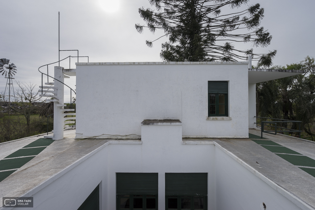 Chalet Las Nubes, Ing. TEXEIRA CAMPOS, A. Contstructores TEXEIRA CAMPOS, J y TEXEIRA CAMPOS, S. Sobre ideas de AMORÍM, E. Salto, Uy. 1929. Foto Nacho Correa 2016