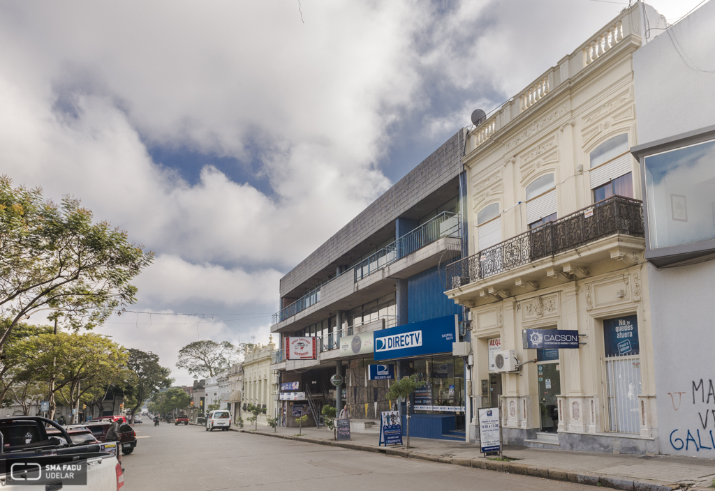 Club Salto-Uruguay, arq. RODRÍGUEZ FOSALBA, C. A., Salto, Uy. 1958. Foto: Julio Pereira 2016.