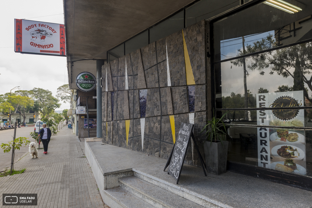 Club Salto-Uruguay, arq. RODRÍGUEZ FOSALBA, C. A., Salto, Uy. 1958. Foto: Julio Pereira 2016.