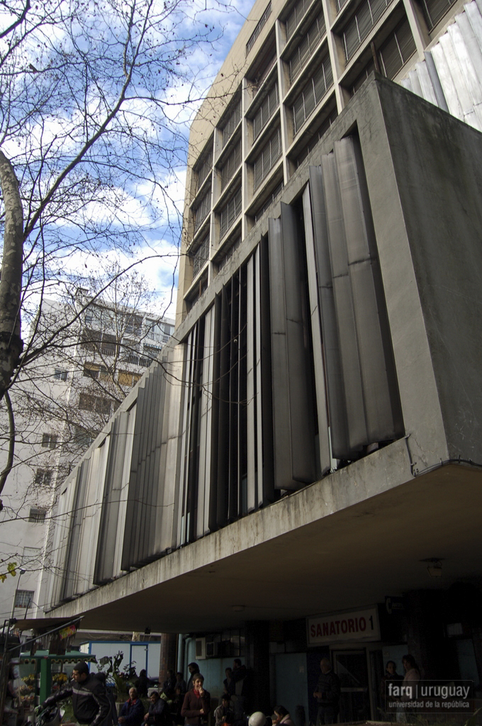 Sanatorio Dr. Ma. Fosalba-CASMU, arqtos. ALTAMIRANO, A. MIERES MURÓ J.M., VILLEGAS BERRO, F., 1949, Montevideo, Foto:  Tano Marcovecchio 2007