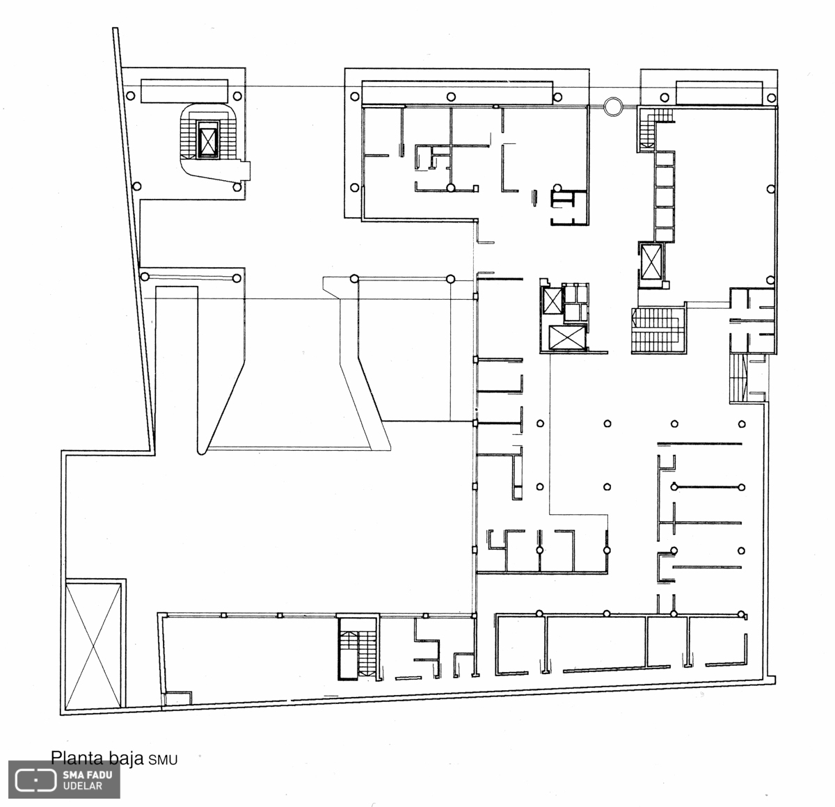 Sanatorio Dr. Ma. Fosalba - CASMU, Arqs. A. ALTAMIRANO, J. M. MIERES MURÓ, F. VILLEGAS BERRO, 1949, Montevideo. Tomado de Revista ELARQA