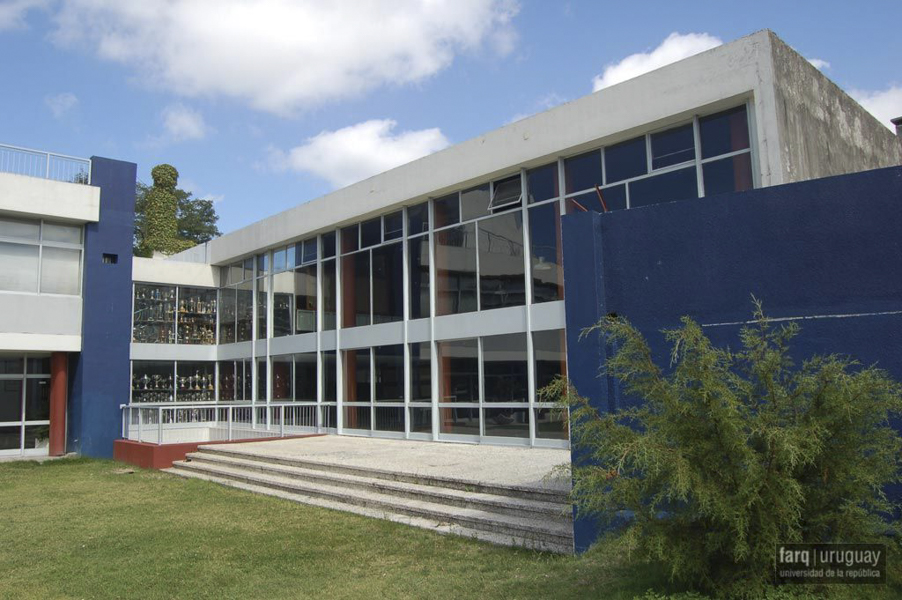 Club Nacional de Fútbol, arq. AROZTEGUI Ildefonso, 1957, Montevideo, Foto: Tano Marcovecchio 2008