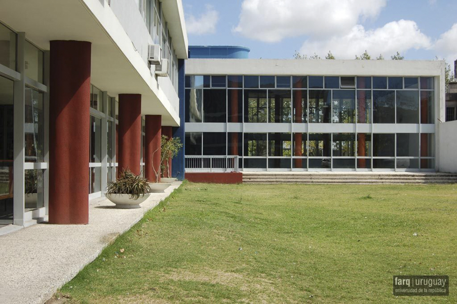 Club Nacional de Fútbol, arq. AROZTEGUI Ildefonso, 1957, Montevideo, Foto: Tano Marcovecchio 2008