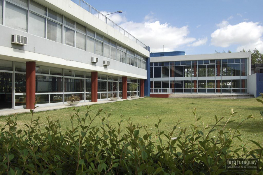 Club Nacional de Fútbol, arq. AROZTEGUI Ildefonso, 1957, Montevideo, Foto: Tano Marcovecchio 2008