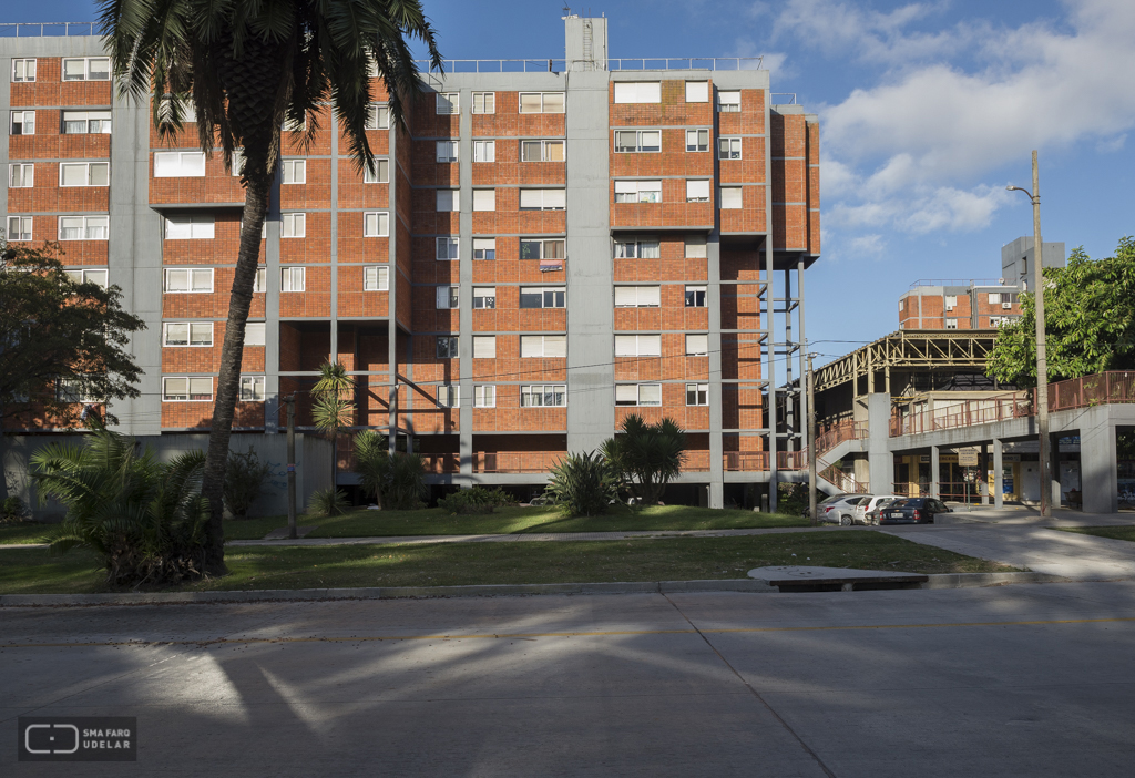 Complejo Bulevar Artigas, Bascans, Sprechmann, Vigliecca, Villaamil, Centro Cooperativista Uruguayo, 1971-74, Montevideo.