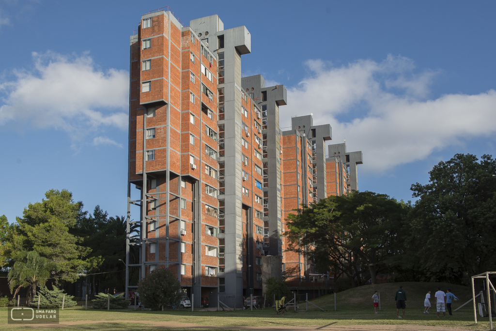 Complejo Bulevar Artigas, Bascans, Sprechmann, Vigliecca, Villaamil, Centro Cooperativista Uruguayo, 1971-74, Montevideo.