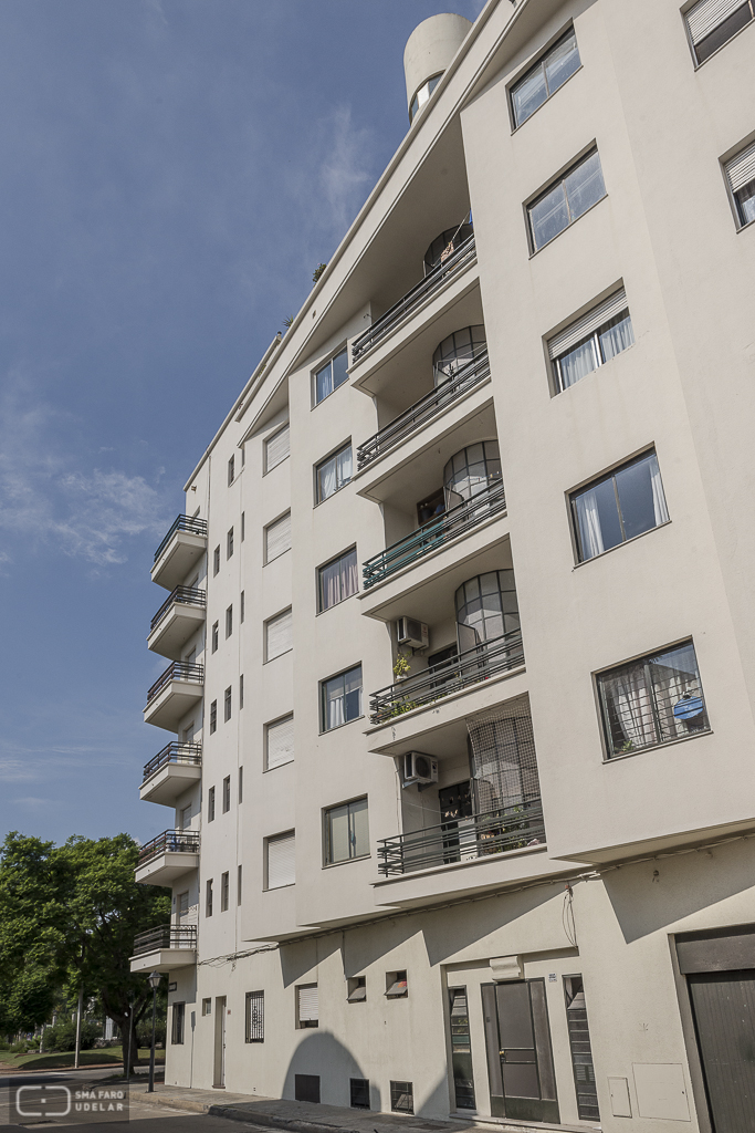 Vivienda Apartamentos M. Salvo, arqtos. GORI SALVO, M.A. / MURACCIOLI, J.M./ 1938-1942, Montevideo, Foto: Juio Pereira 2014