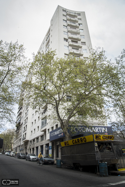 Vivienda de Apartamentos 14 de Mayo, ARBELECHE B. y CANALE M.A., 1947, Montevideo, foto: Silvia Montero 2015