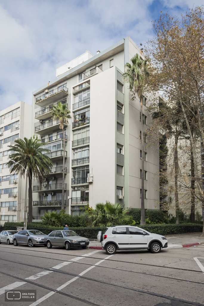 Edificio Cruz del Sur, De los Campos, Puente y Tournier, Arqs, Montevideo 1953. Foto Nacho Correa 2015