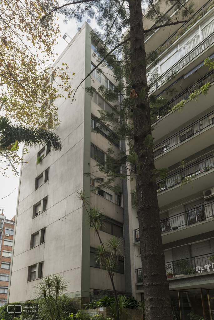 Edificio Cruz del Sur, De los Campos, Puente y Tournier, Arqs, Montevideo 1953. Foto Nacho Correa 2015