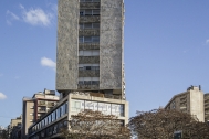 Edificio de Viviendas y Comercio OLIVETTI, arq. PINTOS RISSO, 1959,Montevideo, Foto: Nacho Correa 2014