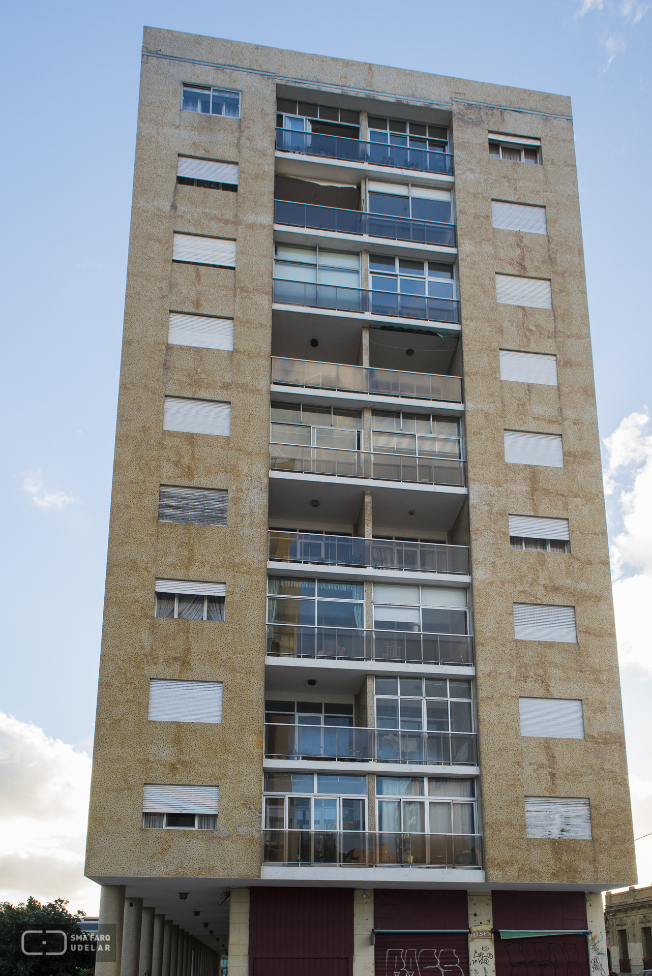 Edificio Roma Portofino Nervi, Pintos Riso,1954-66-Montevideo. Fotos Nacho Correa 2015