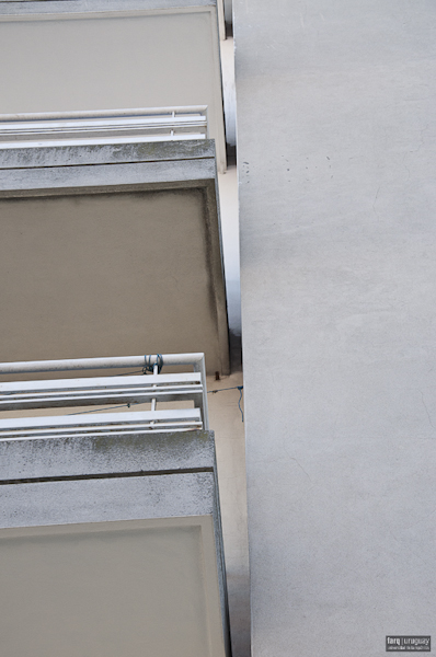 Vivienda de apartamentos Zecchi, arq. FERNANDEZ LAPEYRADE, 1943, Montevideo, Foto: Tano Marcovecchio 2010