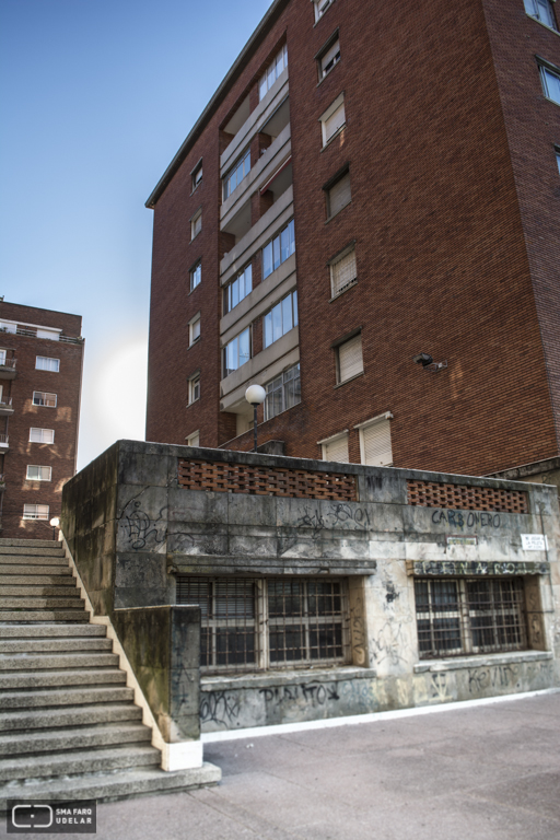 Viviendas de Apartamentos Edificio de Renta del BSE, Arqs. B. ARBELECHE, I. DIGHIE, 1952, Montevideo, Uruguay. Foto: Dané Latchinian, 2014.