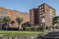 Viviendas de Apartamentos Edificio de Renta del BSE, Arqs. B. ARBELECHE, I. DIGHIE, 1952, Montevideo, Uruguay. Foto: Dané Latchinian, 2014.