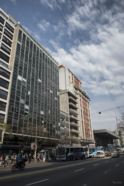 Galería Comercial Edificio del Notariado, arqs. BARAÑANO, BLUMSTEIN, FERSTER, RODRIGUEZ OROZCO, 1962, Montevideo, Foto: Julio Pereira 2012