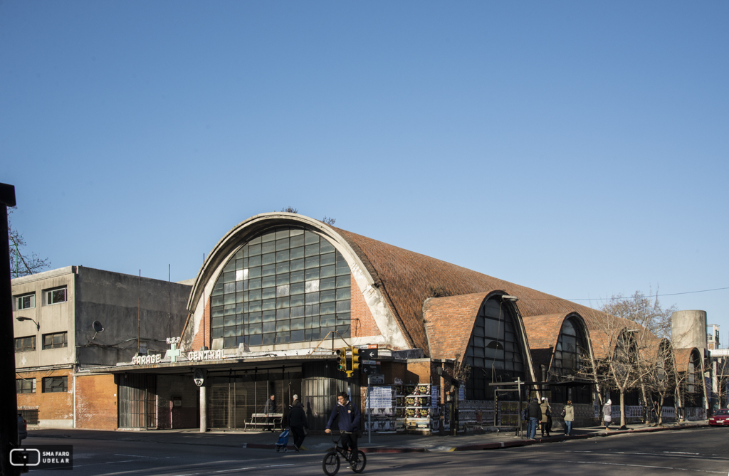 Garage Asistencia Pública Nacional, arq. VILAMAJÓ Julio, 1931, Montevideo, Foto: Silvia Montero 2015