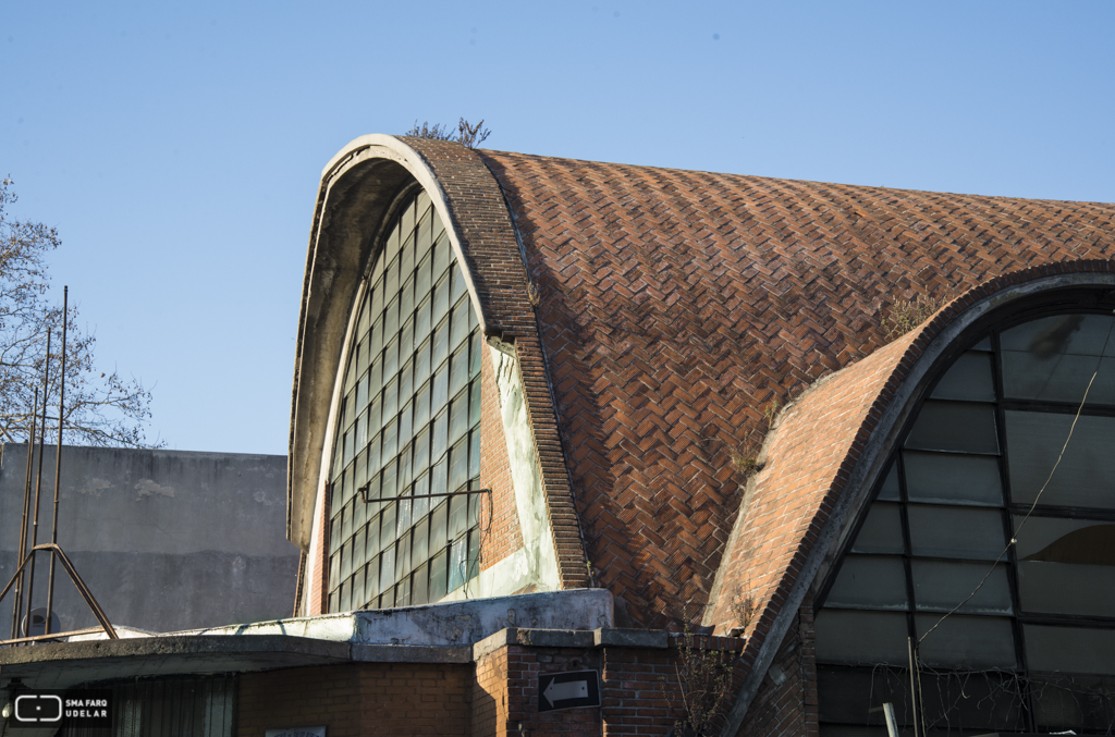 Garage Asistencia Pública Nacional, arq. VILAMAJÓ Julio, 1931, Montevideo, Foto: Silvia Montero 2015