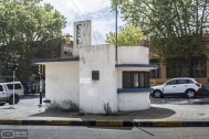 Casilla Policial Av. Rivera y Julio Cesar, Arq. J.C.Costa Lema 1938-1940, Montevideo, Foto: Danaé Latchinian 2015