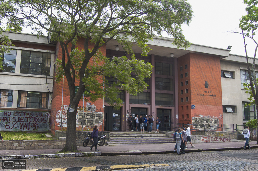 Liceo Dámaso A. Larrañaga, arq. SCHEPS José Dir. Gral Arq. Mº Obras Públicas, 1951-1956, Montevideo, Foto: Verónica Solana 2010