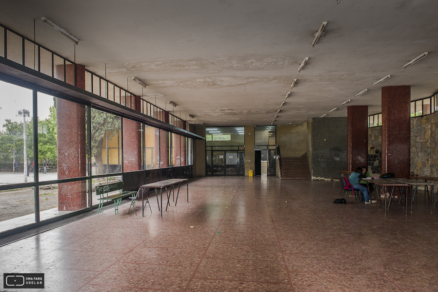 Liceo No 2 Hector Miranda, arqs. ACOSTA E., BRUM H., CARERI C., STRATTA A., 1956, Montevideo, Foto: Tano Marcovecchio 2012