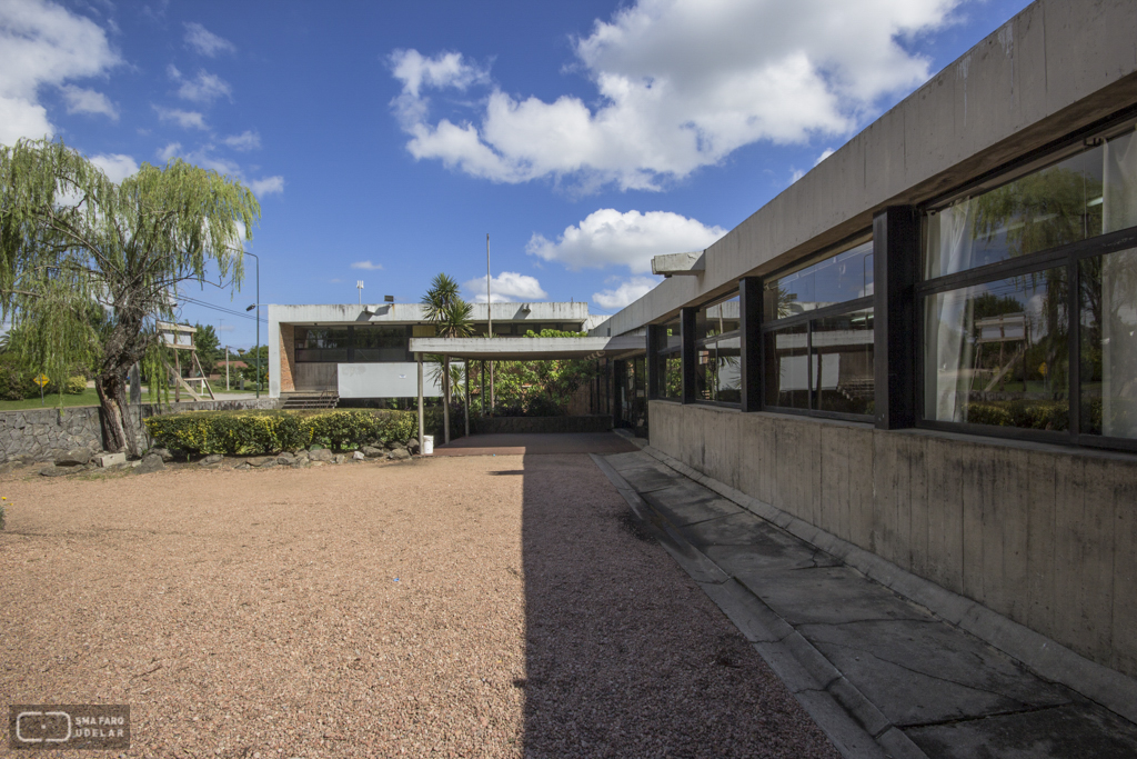 Liceo Nueva Helvecia, s/d Direccción gral. de Arquitectura MOP, Nueva Helvecia, Colonia, Uruguay, 1965. Foto Nacho Correa 2014