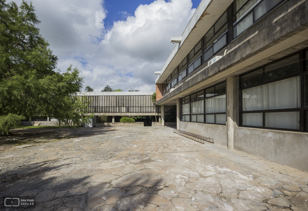 Liceo Nueva Helvecia, s/d Direccción gral. de Arquitectura MOP, Nueva Helvecia, Colonia, Uruguay, 1965. Foto Nacho Correa 2014