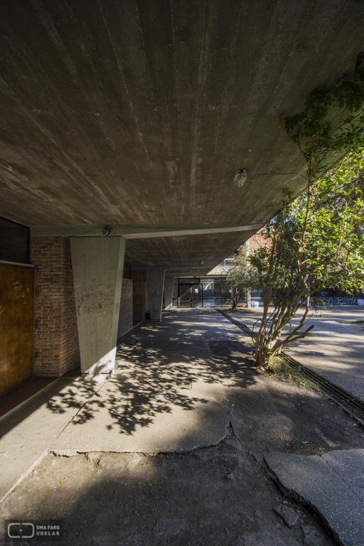 Liceo Agustín Urbano Indarte Curuchet, Arq. Bergamino, A., Arq. Brum, H. Rosario, Colonia, Uruguay, 1968-71. Foto Nacho Correa, 2014