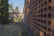 Liceo Agustín Urbano Indarte Curuchet, Arq. Bergamino, A., Arq. Brum, H. Rosario, Colonia, Uruguay, 1968-71. Foto Nacho Correa, 2014