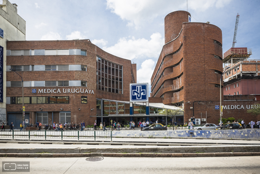 Sanatorio Médica Uruguaya, Arqs. CHAPPE Walter y POZZI Adolfo, 1976, Montevideo, foto: Nacho Correa 2014