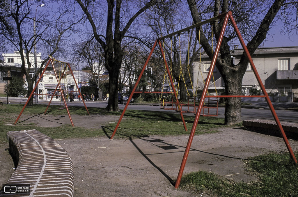 Plaza de los Olímpicos. Montevideo, Foto: Ruffo Martinez 2000