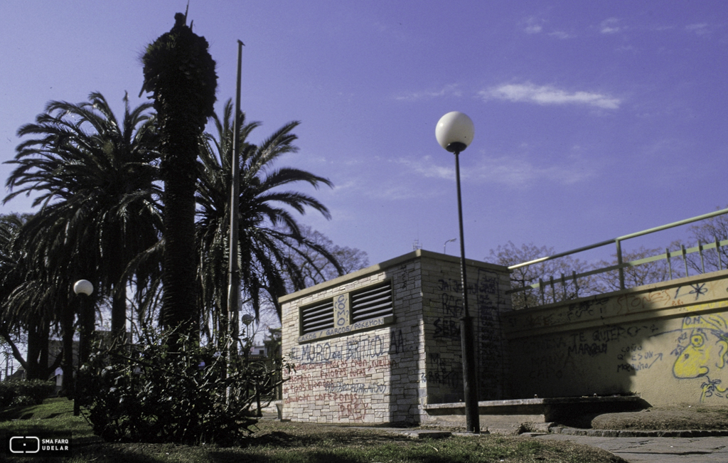 Plaza de los Olímpicos. Montevideo, Foto: Ruffo Martinez 2000