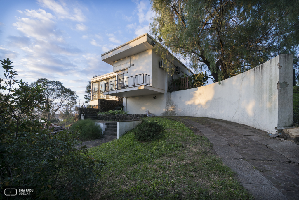 Vivienda Fernández Ambrosini, arq. RODRÍGUEZ FOSALBA, C. A., Salto, Uy. 1953. Foto: Nacho Correa 2016