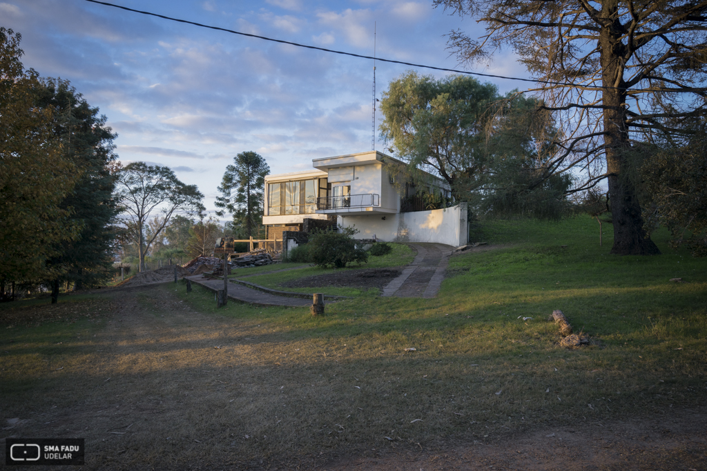 Vivienda Fernández Ambrosini, arq. RODRÍGUEZ FOSALBA, C. A., Salto, Uy. 1953. Foto: Nacho Correa 2016