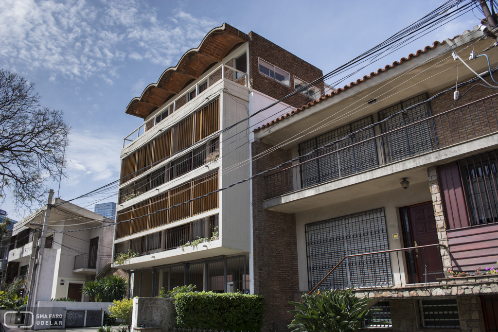 Vivienda Bisogno, Arqs. DEMATTEI y BISOGNO, 1965, Montevideo, Foto: Danaé Latchinian, 2015