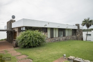 Vivienda La Rinconada, Arq. Bonet, A., Punta Ballena, Maldonado, 1948, Foto: Nacho Correa 2015